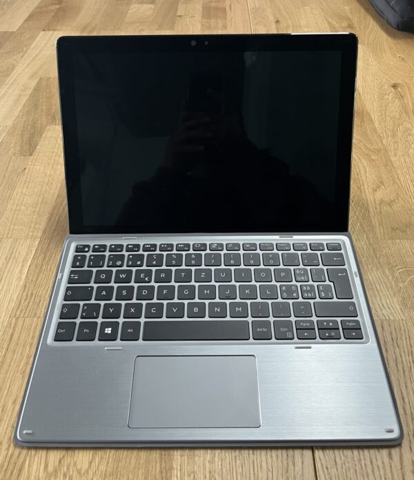 Dell Latitude 7210