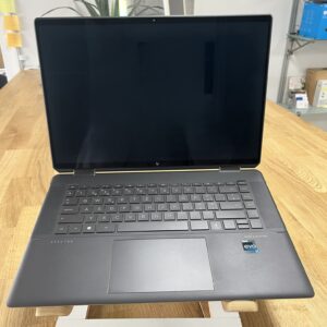 HP  Pavilion Spectre x360-16