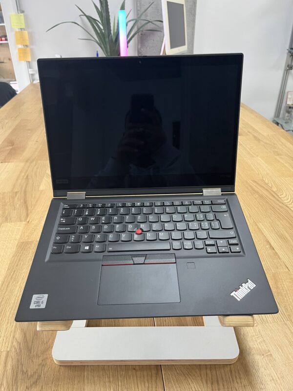 Lenovo ThinkPad X13 Yoga