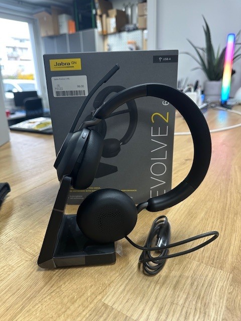 Jabra Headset Evolve2 65 inkl. Ladestation